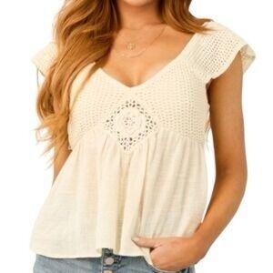 Le Lis Crochet Detail Top